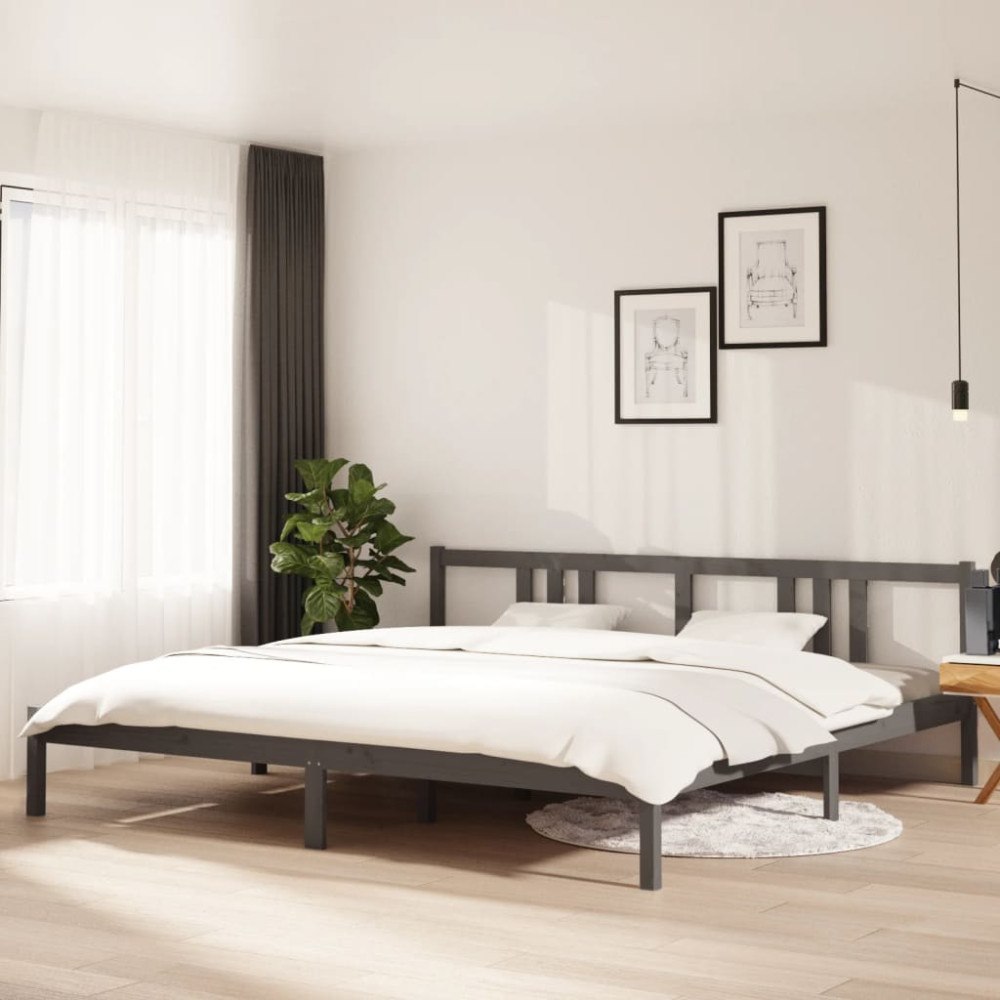 vidaXL Sängram grå massiv furu 200x200 cm