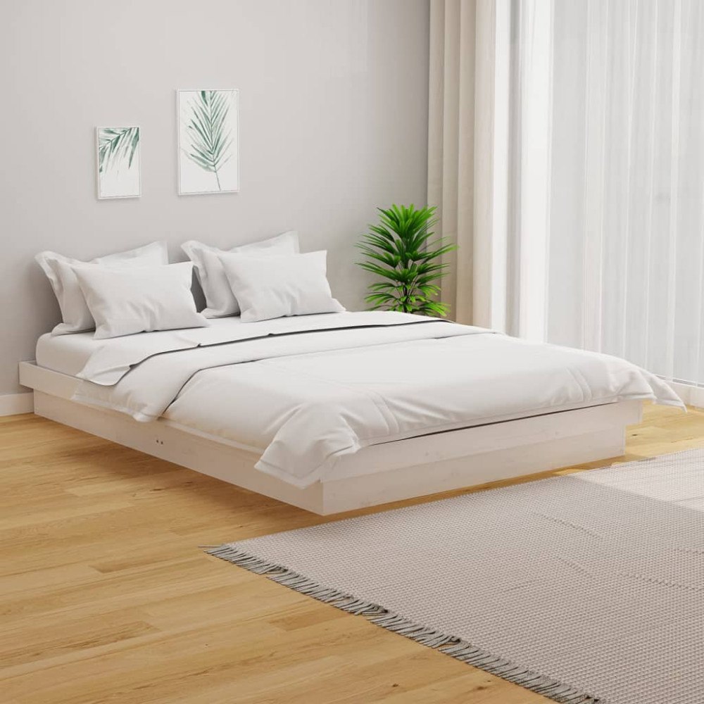 vidaXL Sängram vit massivt trä 135x190 cm