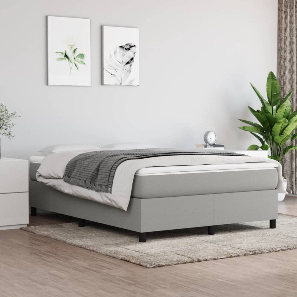 vidaXL Ramsäng med madrass ljusgrå 140x200 cm tyg