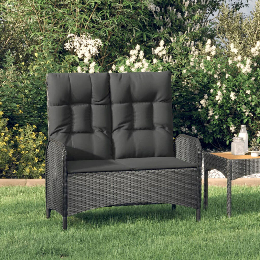 vidaXL Justerbar trädgårdsbänk med dynor 107 cm konstrotting svart