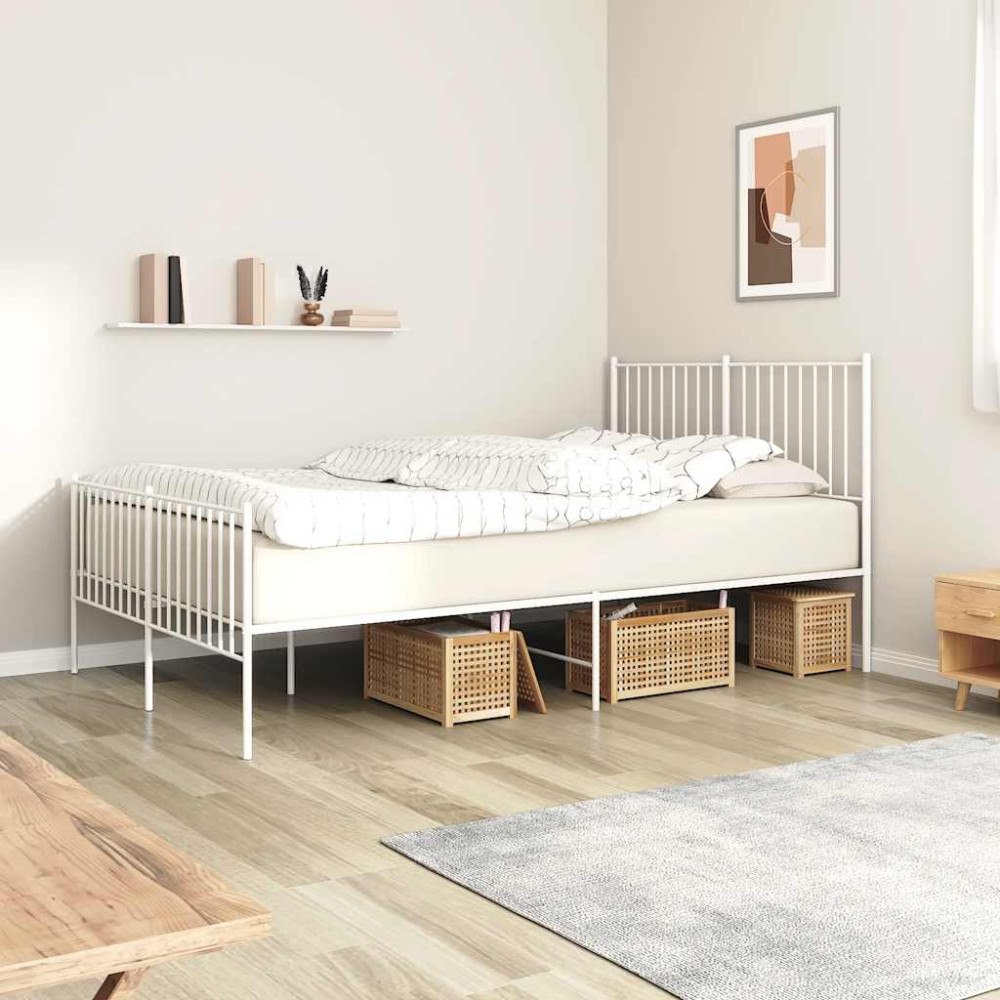 vidaXL Sängram med huvudgavel och fotgavel vit metall 140x190 cm