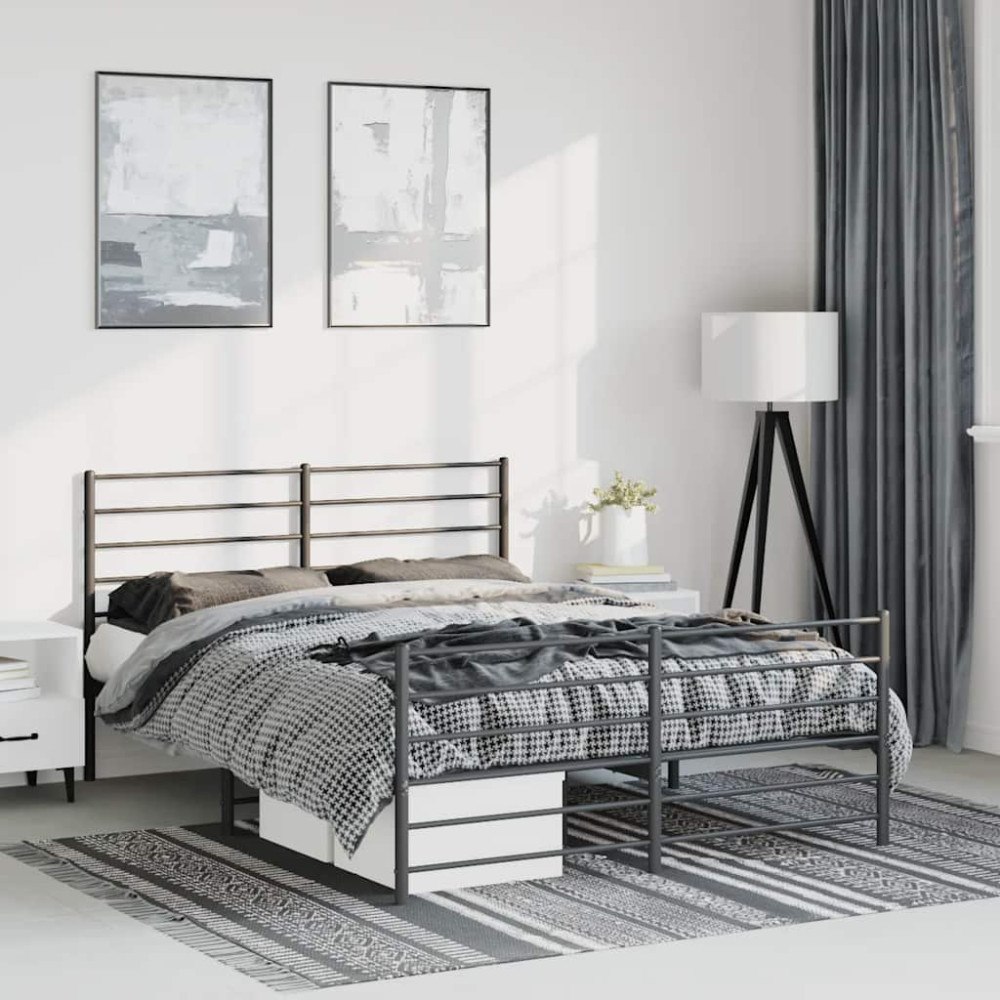 vidaXL Sängram med huvudgavel och fotgavel svart metall 135x190 cm