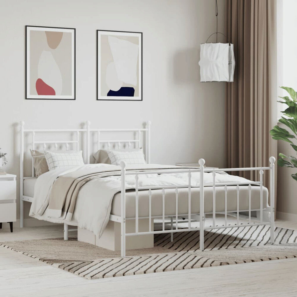 vidaXL Sängram med huvudgavel och fotgavel vit metall 140x200 cm