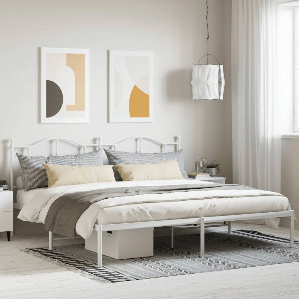 vidaXL Sängram med huvudgavel metall vit 200x200 cm