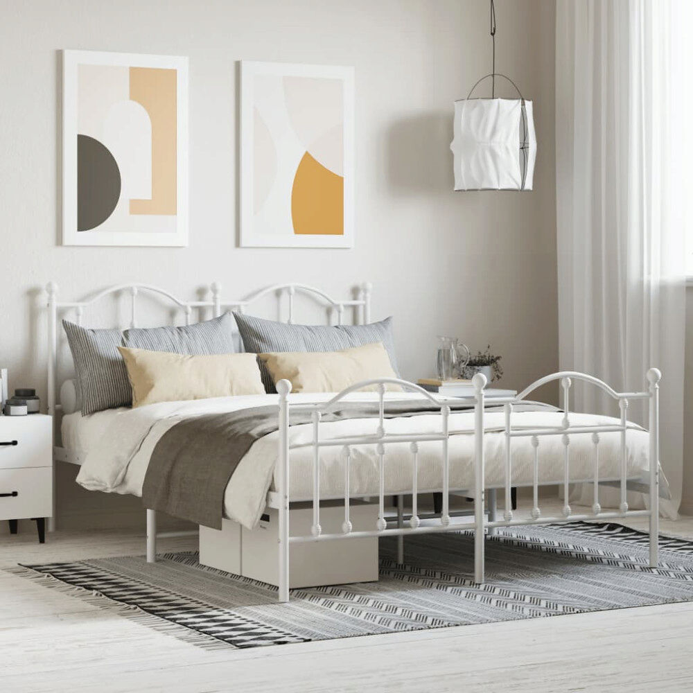 vidaXL Sängram med huvudgavel och fotgavel vit metall 150x200 cm