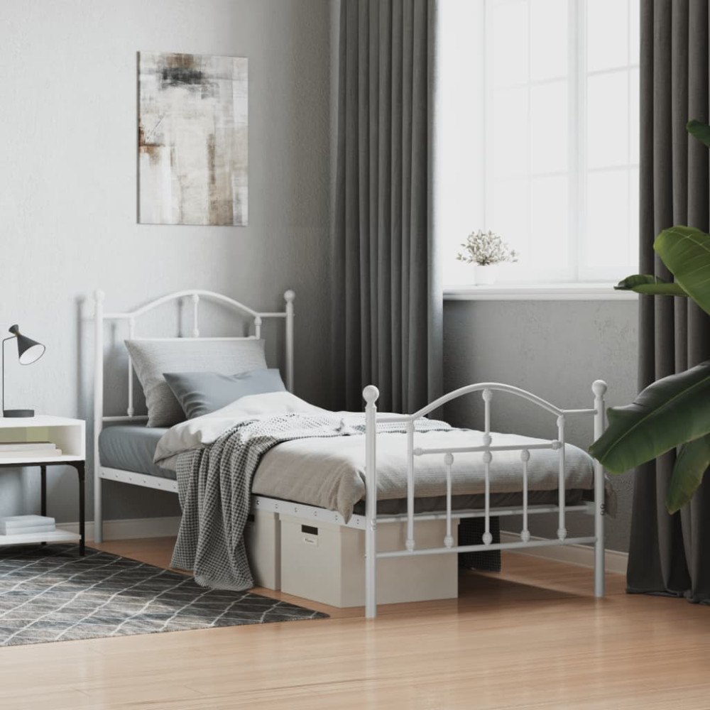 vidaXL Sängram med huvudgavel och fotgavel vit metall 80x200 cm