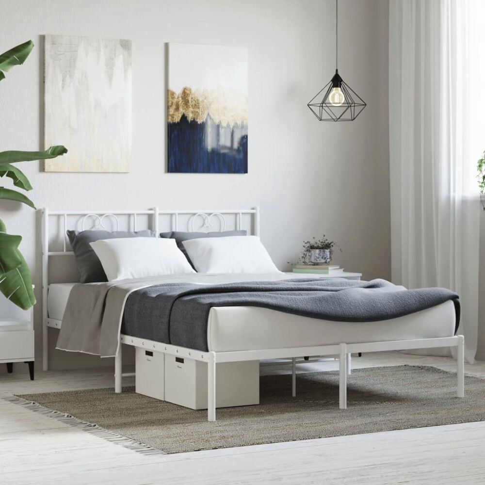 vidaXL Sängram med huvudgavel metall vit 140x200 cm