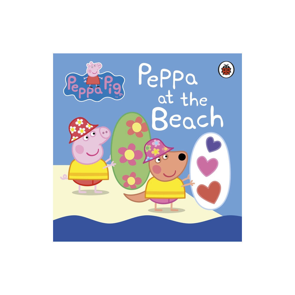 Penguin Random House Children's UK Peppa Pig: Peppa at the Beach (bok, board book, eng)