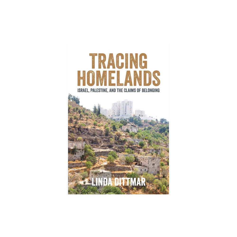 Interlink Publishing Group, Inc Tracing Homelands (häftad, eng)