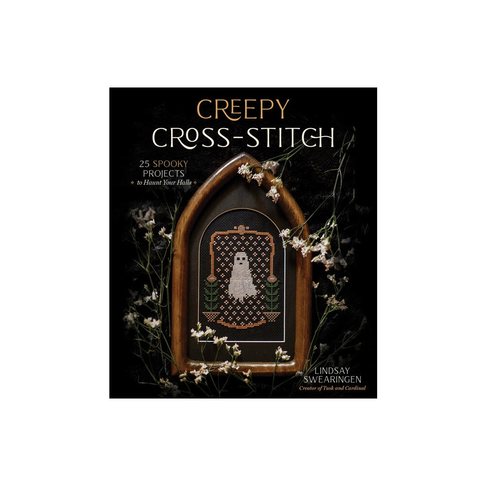 Page Street Publishing Co. Creepy Cross-Stitch (häftad, eng)