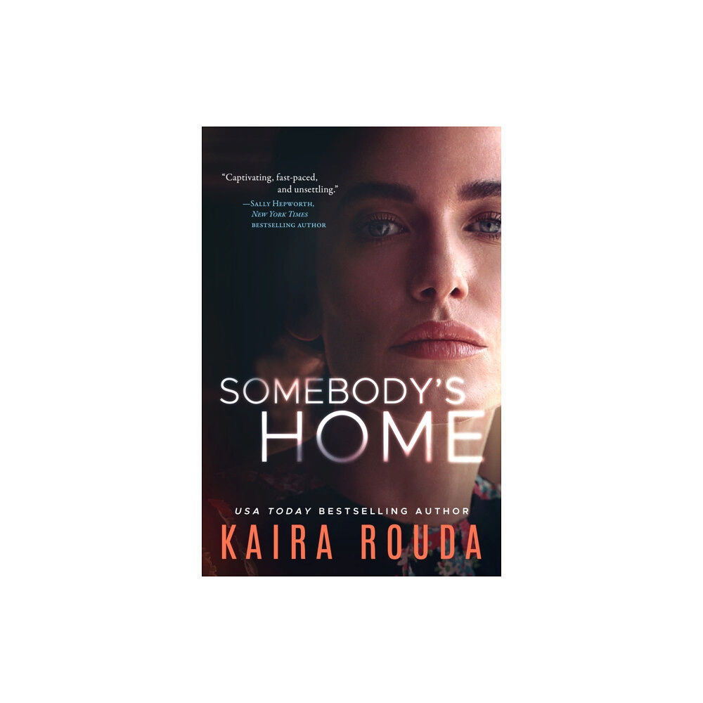 Amazon Publishing Somebody's Home (häftad, eng)