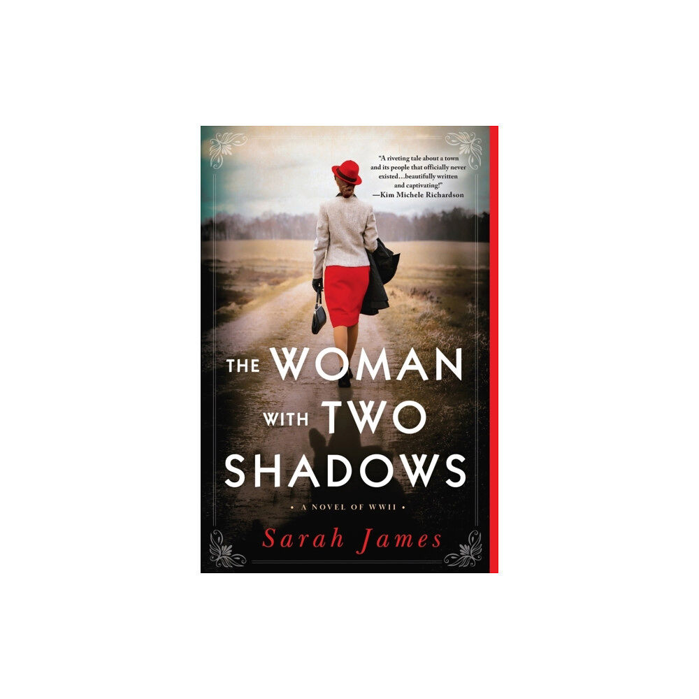 Sourcebooks, Inc The Woman with Two Shadows (häftad, eng)