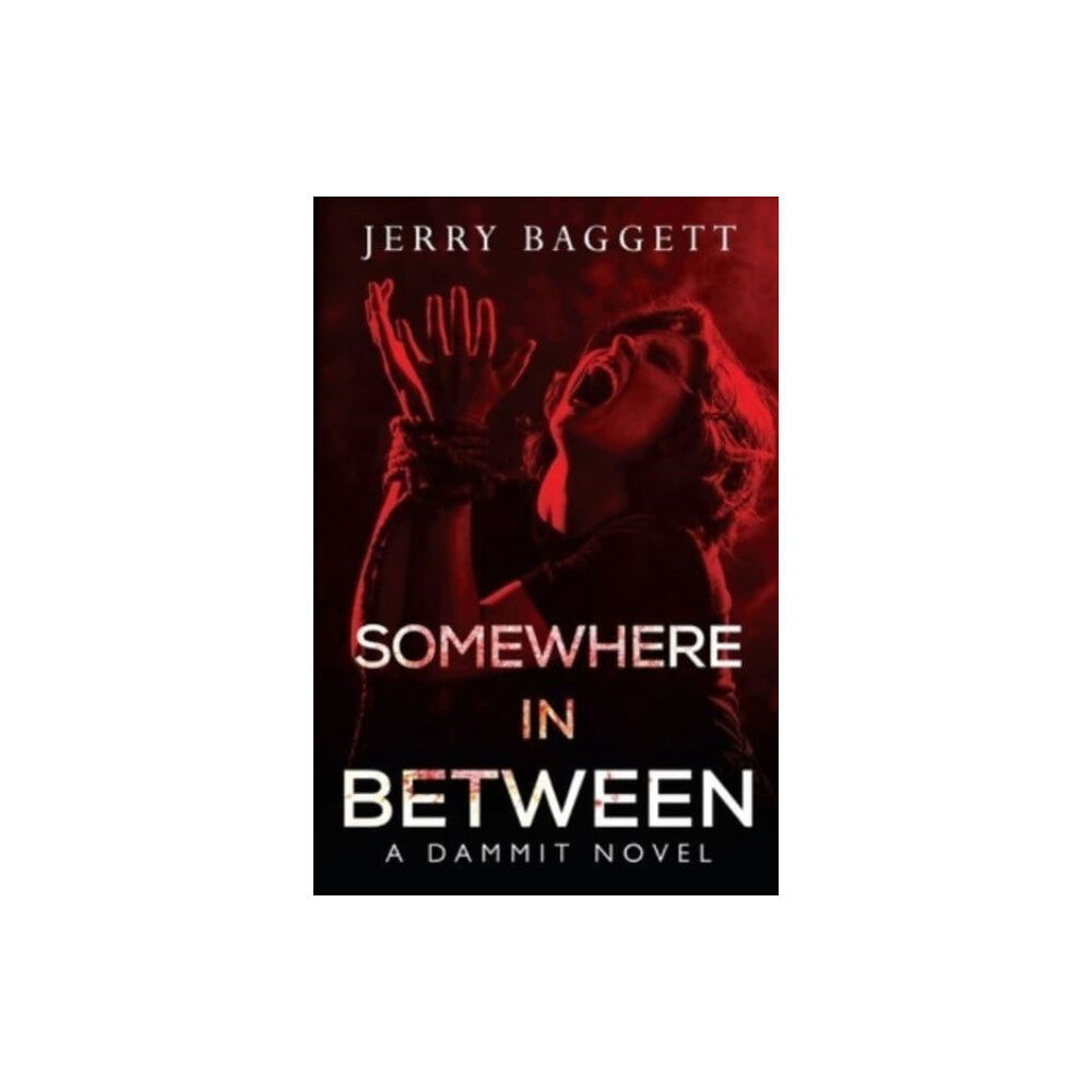 Pegasus Elliot Mackenzie Publishers Somewhere in Between (häftad, eng)