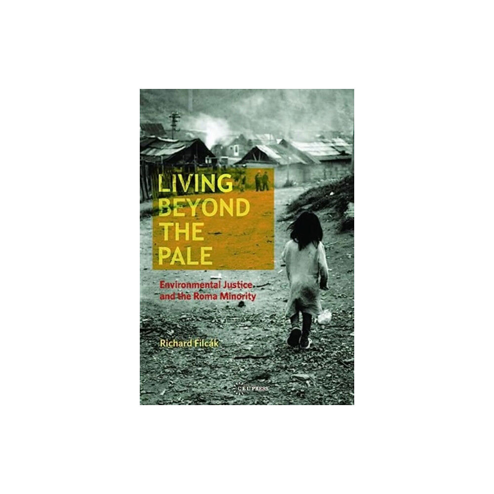 Central European University Press Living Beyond the Pale (häftad, eng)