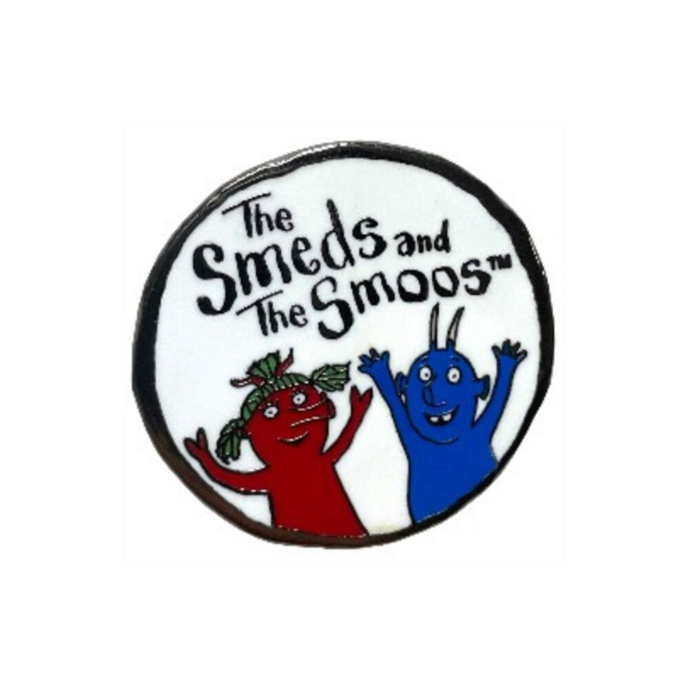 Pawprint Family Smeds and the Smoos Pin Badge