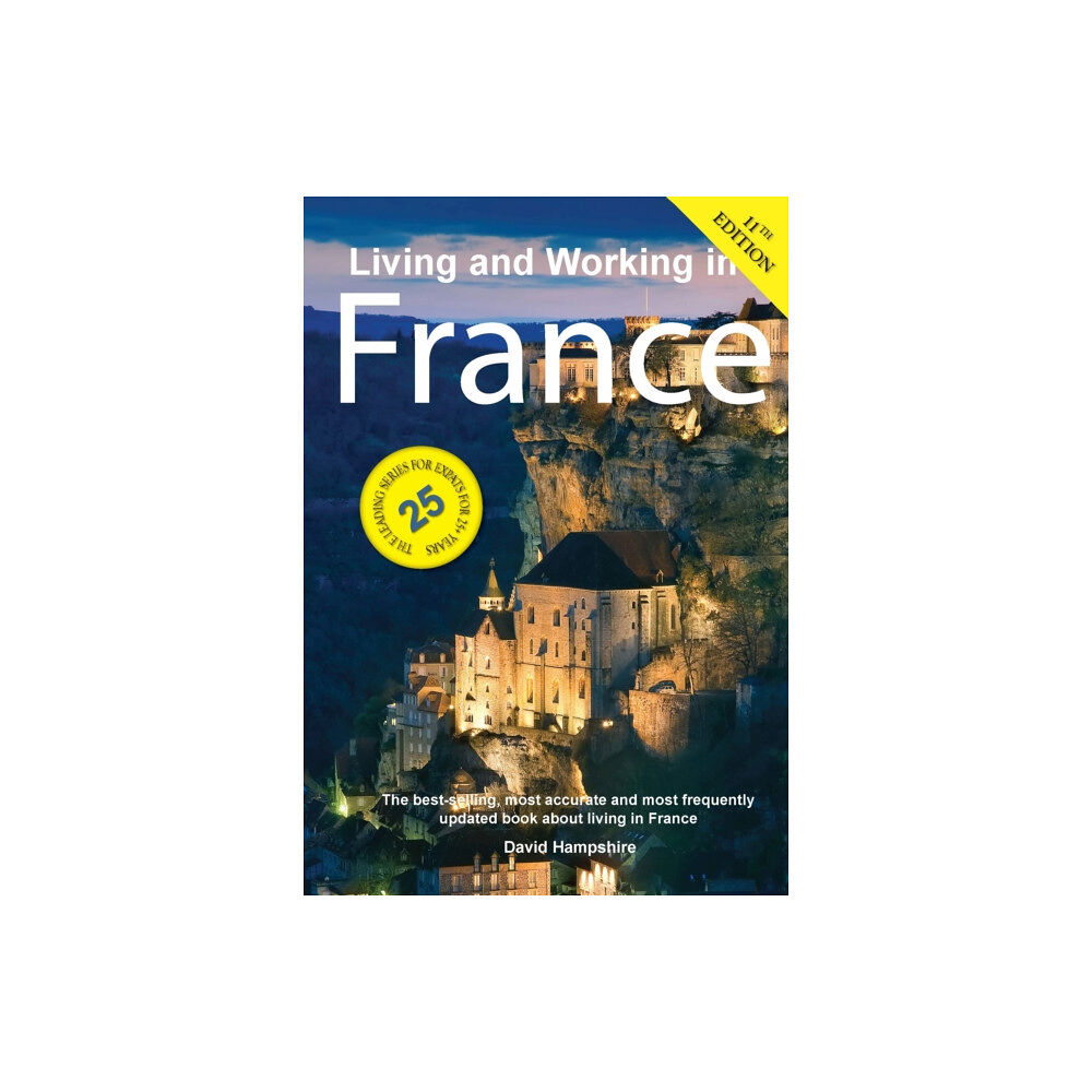 City Books Living and working in France (häftad, fre)