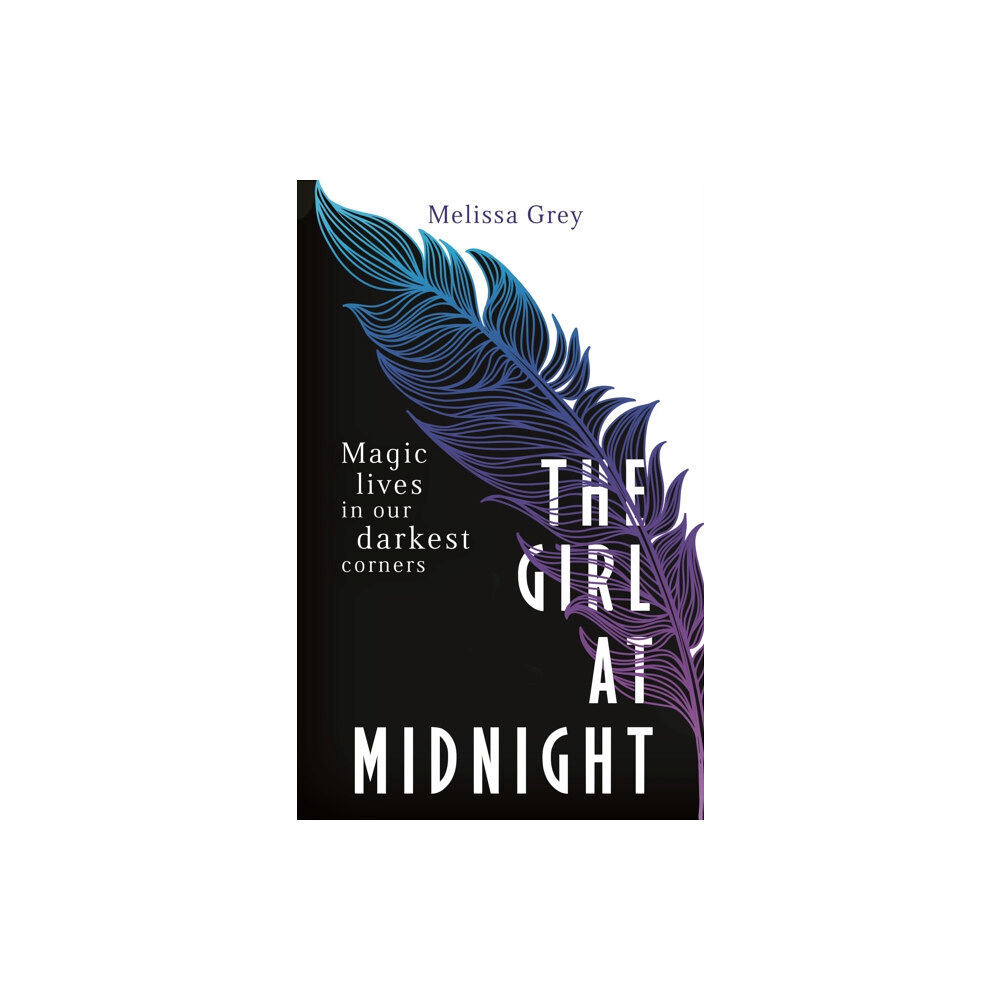 Little, Brown Book Group The Girl at Midnight (häftad, eng)