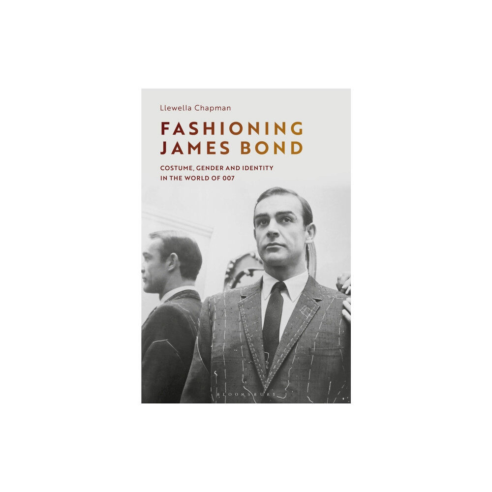 Bloomsbury Publishing PLC Fashioning James Bond (häftad, eng)