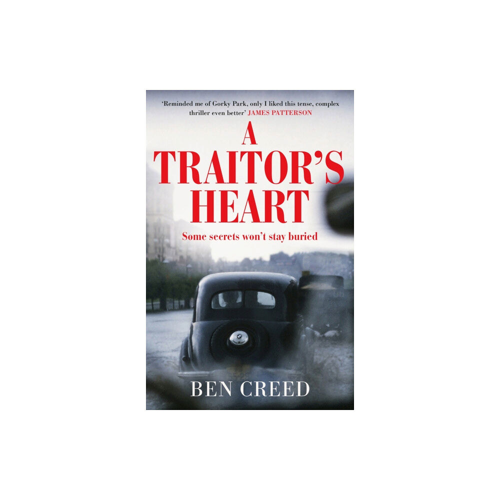 Headline Publishing Group A Traitor's Heart (inbunden, eng)