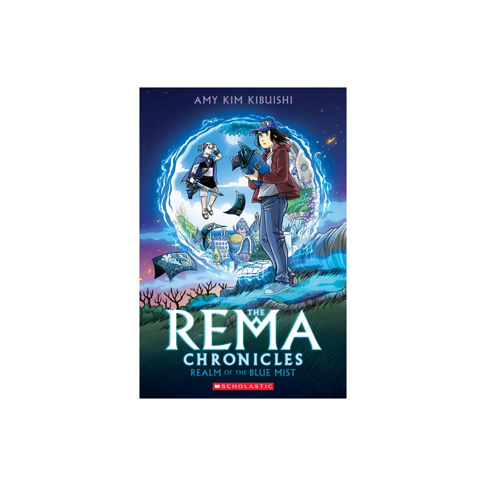 Scholastic Inc. Realm of the Blue Mist: A Graphic Novel (The Rema Chronicles #1) (inbunden, eng)