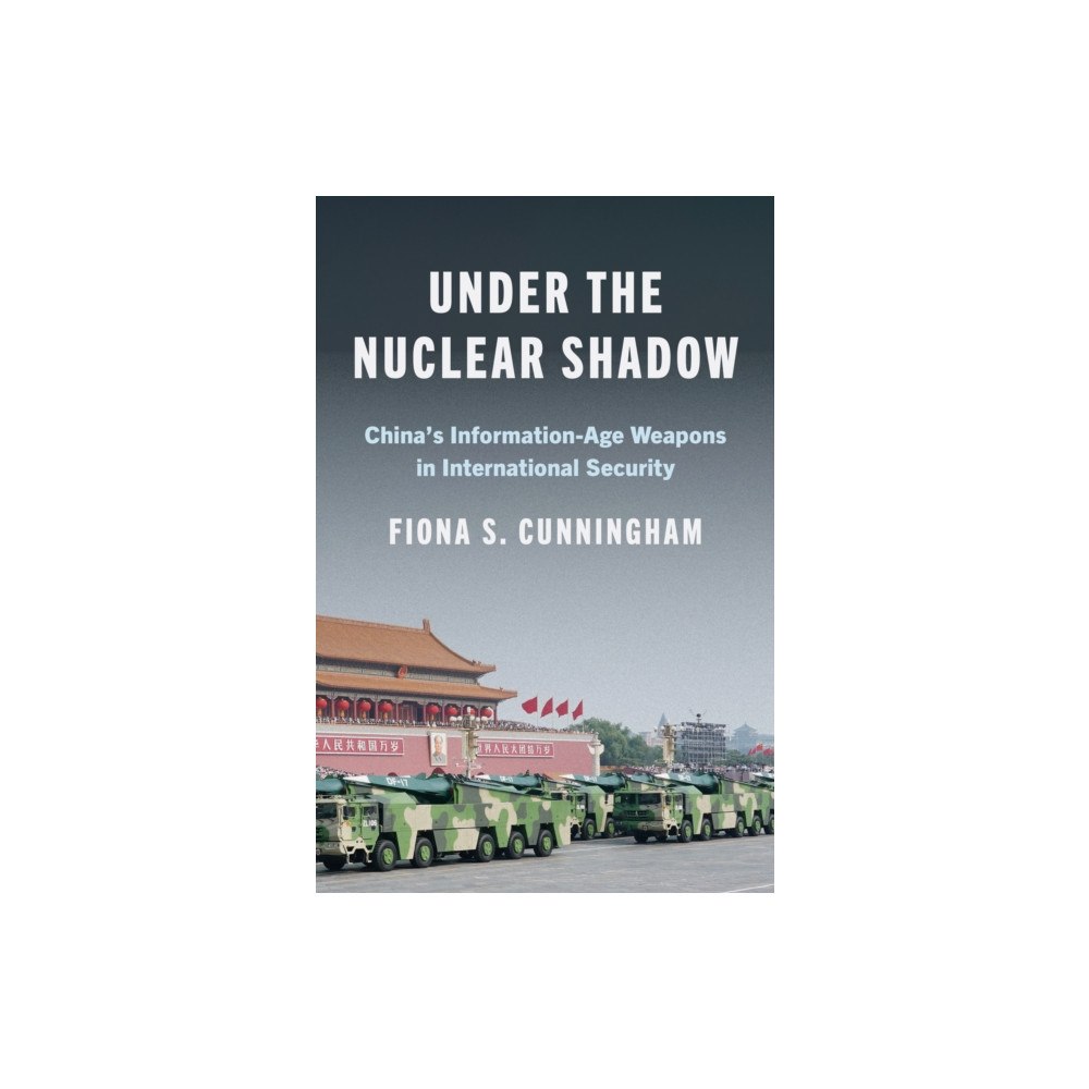 Princeton University Press Under the Nuclear Shadow (häftad, eng)