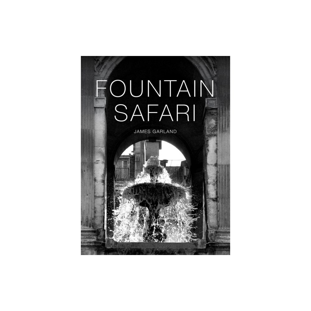Oro Editions Fountain Safari (häftad, eng)