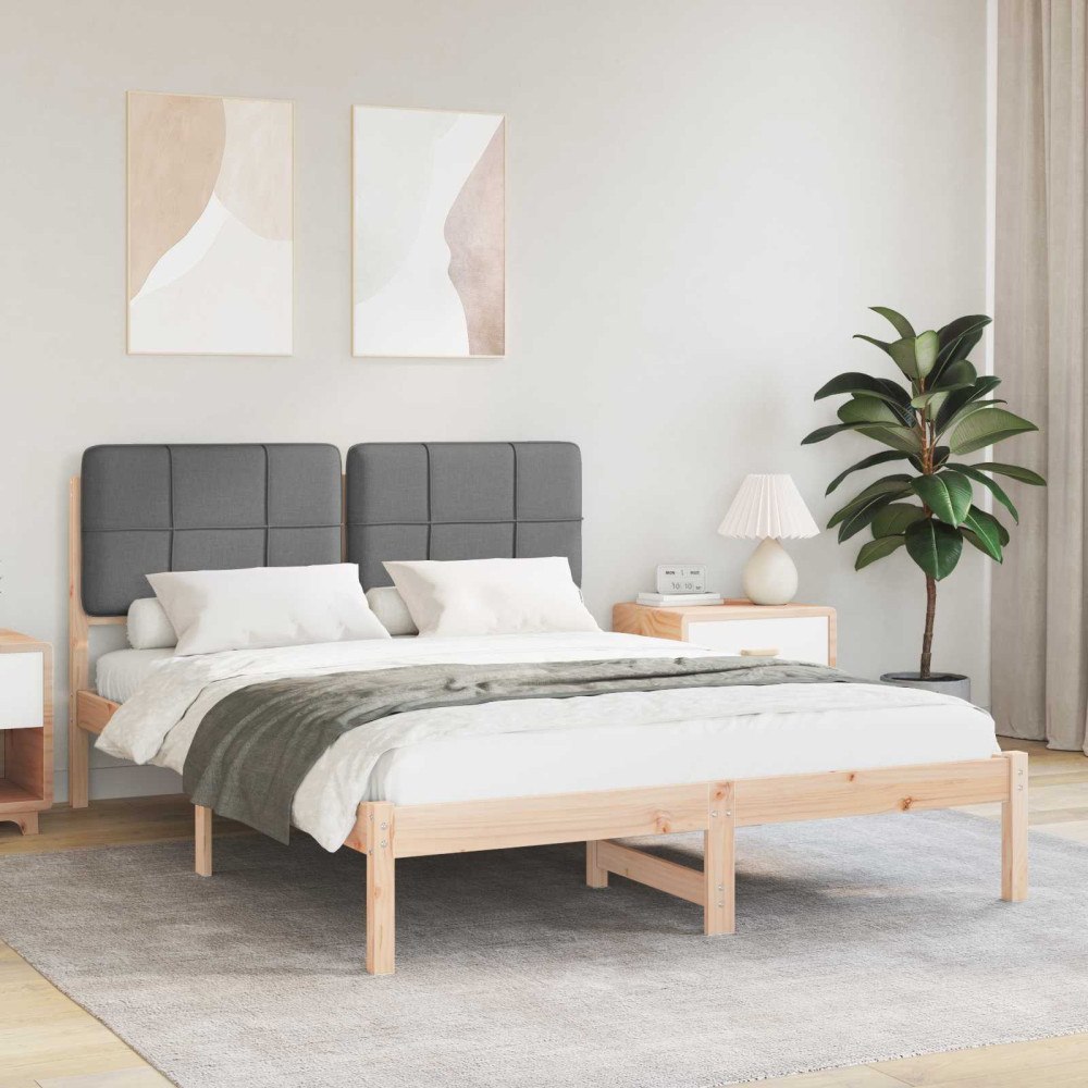 vidaXL Sängram med Klädd Huvudgavel Mörkgrå 135 x 190 cm Massiv furu