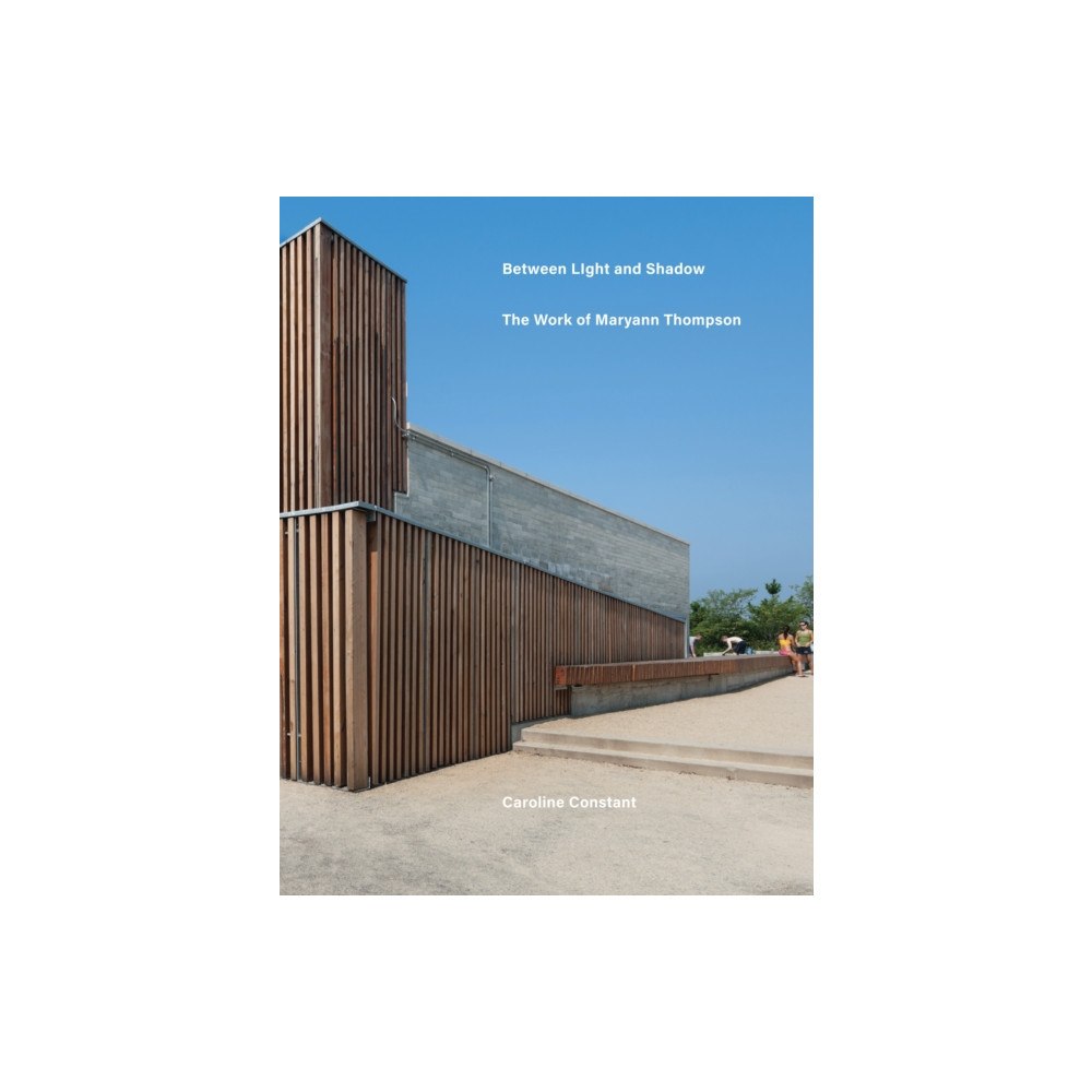 Oro Editions Between Light and Shadow (inbunden, eng)