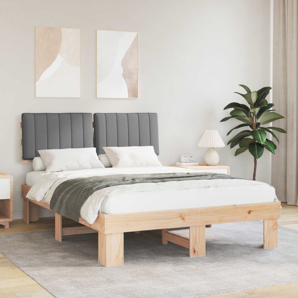 vidaXL Sängram med Klädd Huvudgavel Ljusgrå 135 x 190 cm Massiv furu