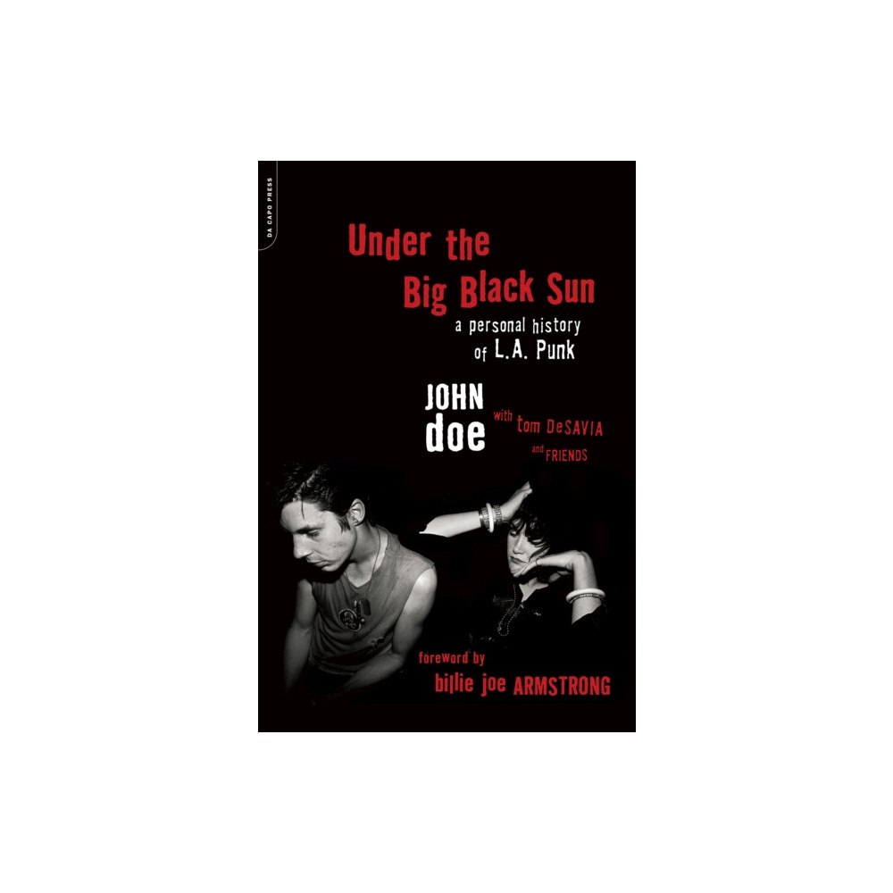Hachette Books Under the Big Black Sun (häftad, eng)