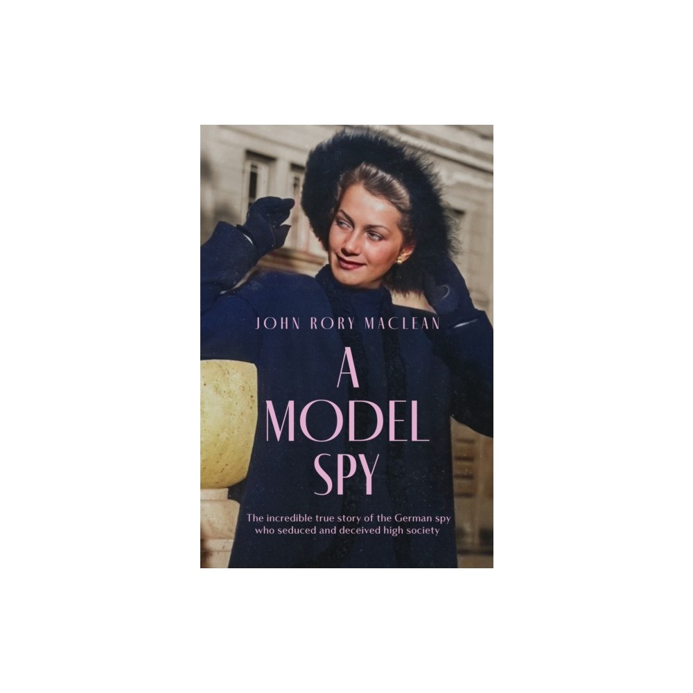 Mirror Books A Model Spy (häftad, eng)