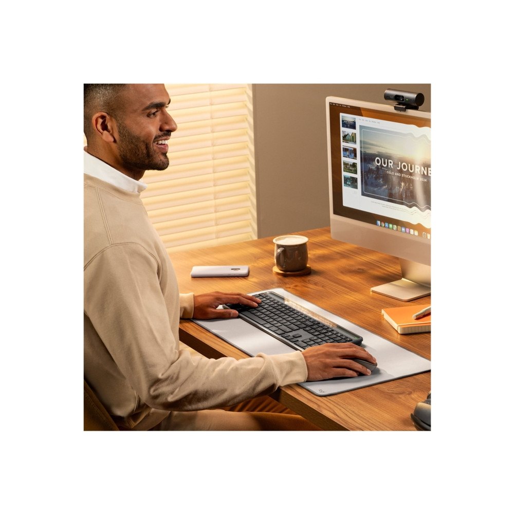 Logitech Logitech Signature Slim Solar+ K980