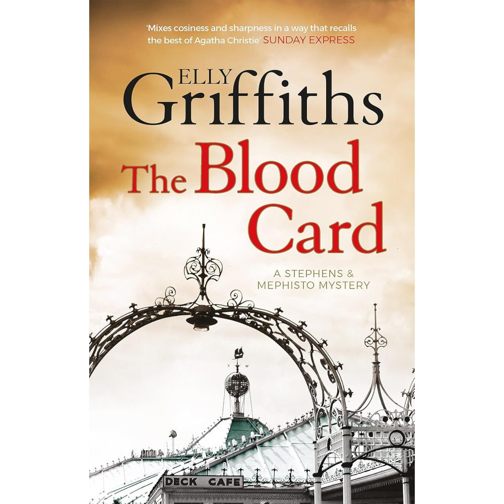 Elly Griffiths The Blood Card (häftad, eng)