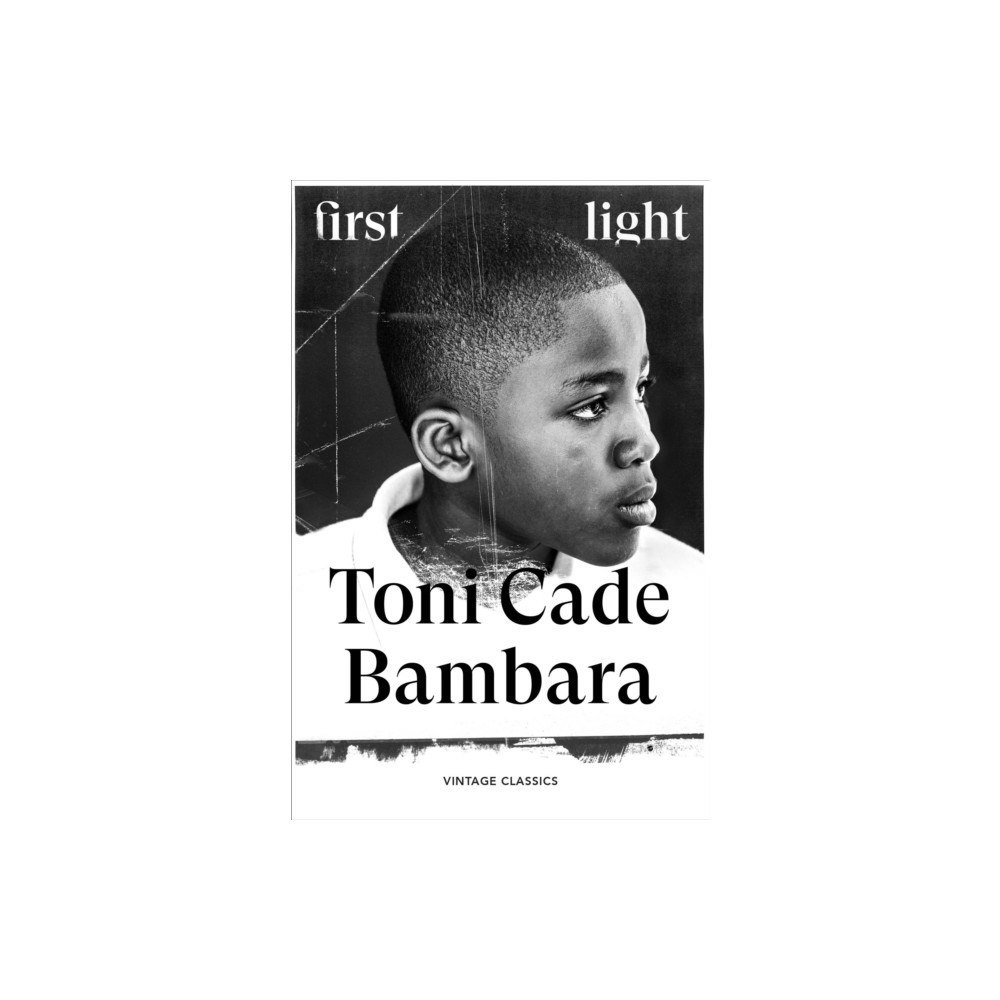 Vintage Publishing First Light (häftad, eng)