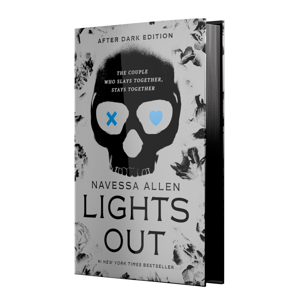Navessa Allen Lights Out Collector's Edition (inbunden, eng)