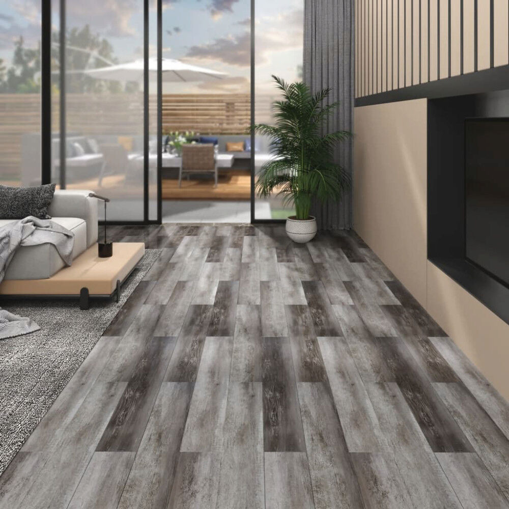vidaXL Golvbrädor PVC 4,46 m² 3 mm självhäftande randigt trä