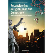 Nordic Academic Press Reconsidering religion, law and democracy : new challanges for society and research (inbunden, eng)