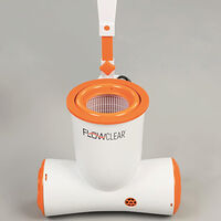 Bestway Bestway Filterpump för pool Flowclear Skimatic 2574 L/h 58462
