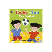 Penguin Random House Children's UK Topsy and Tim: Play Football (häftad, eng)