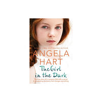 Pan Macmillan The Girl in the Dark (häftad, eng)