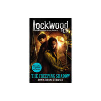 Penguin Random House Children's UK Lockwood & Co: The Creeping Shadow (häftad, eng)