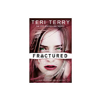 Hachette Children's Group SLATED Trilogy: Fractured (häftad, eng)