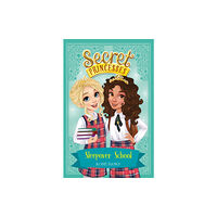 Hachette Children's Group Secret Princesses: Sleepover School (häftad, eng)