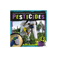 BookLife Publishing Pesticides (inbunden, eng)