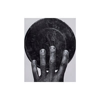 InOtherWords Hand Smoothed by Coin (häftad, eng)