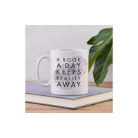 BOOKISHLY Literary Mug - "Book A Day Keeps Reality Away" - Marble Design (häftad, eng)