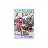 Kensington Publishing Strangers on a Skein (inbunden, eng)