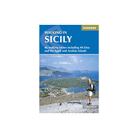 Cicerone Press Walking in Sicily (häftad, eng)