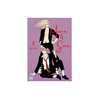 Viz Media, Subs. of Shogakukan Inc Moon & Sun, Vol. 2 (häftad, eng)