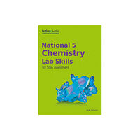 HarperCollins Publishers National 5 Chemistry Lab Skills for the revised exams of 2018 and beyond (häftad, eng)